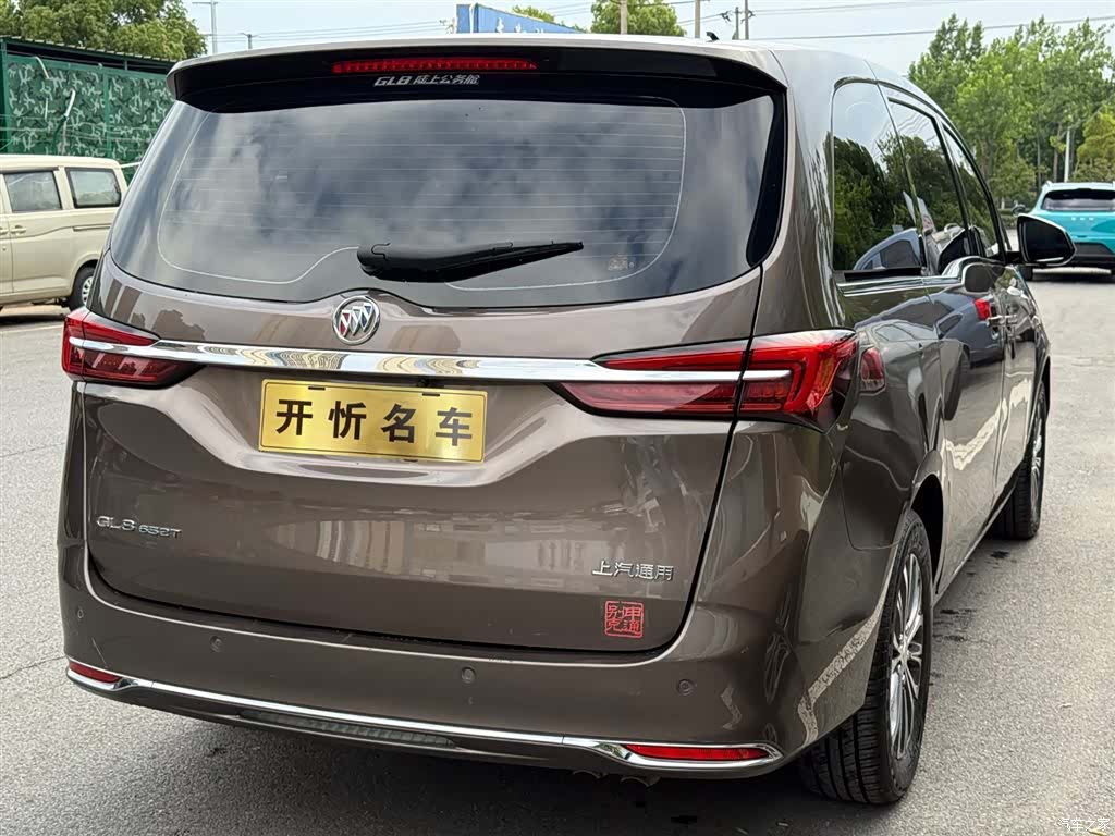 Buick GL8, 2021 4