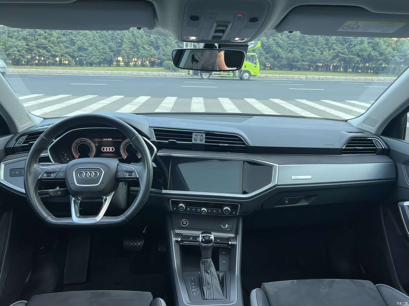 Audi Q3, 2022 6