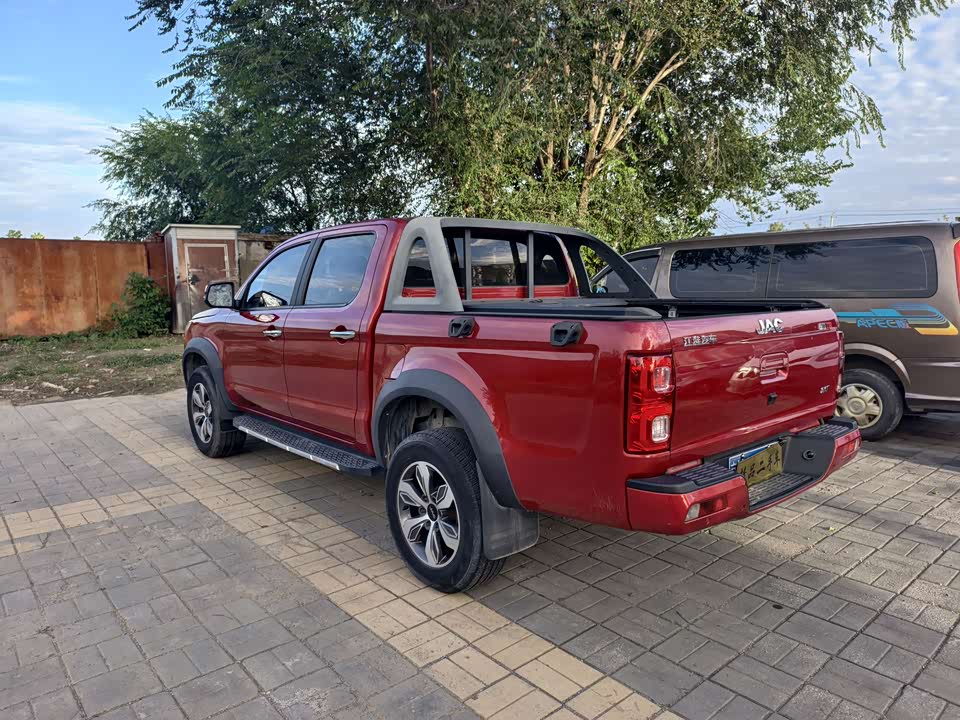 JAC JAC T8