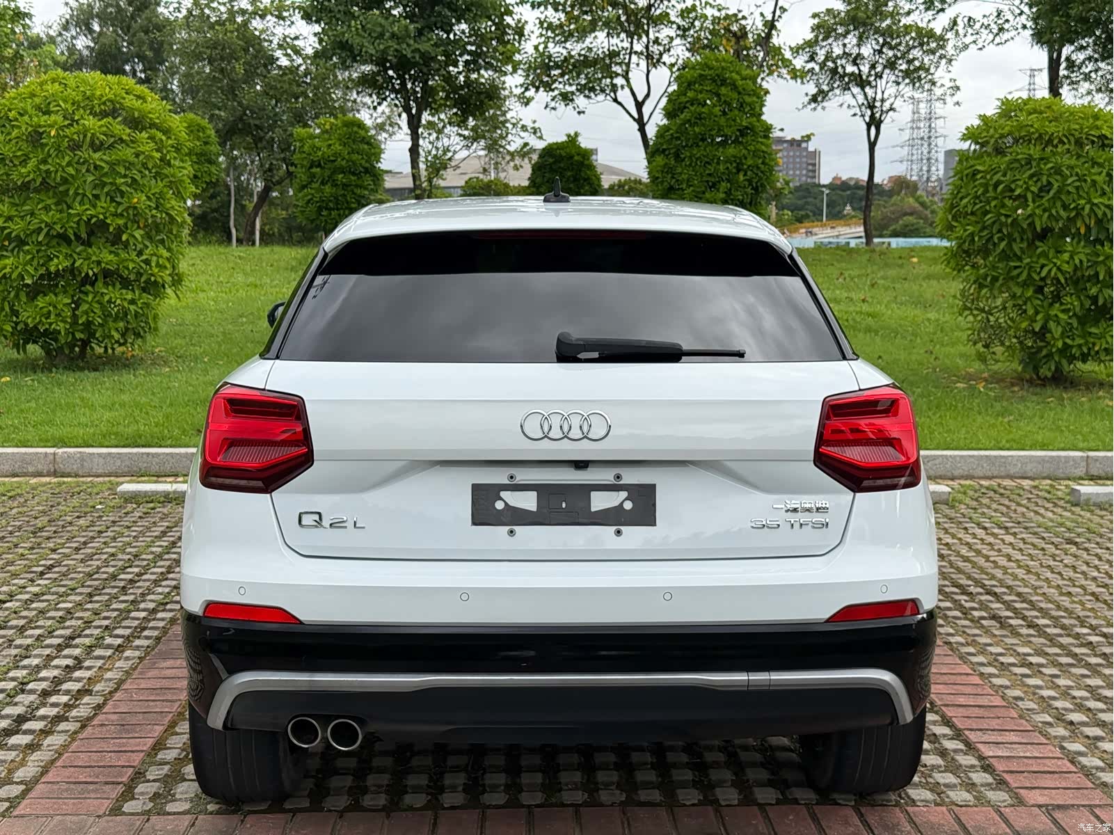 Audi Q2L, 2019 6