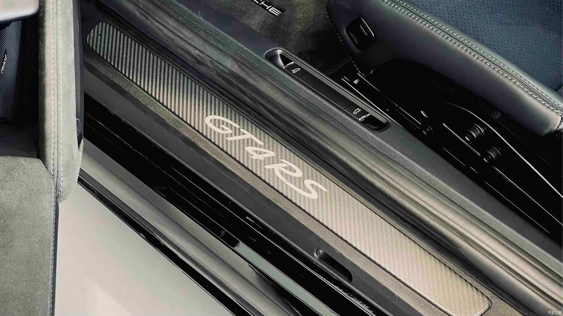 Porsche Cayman, 2024 8