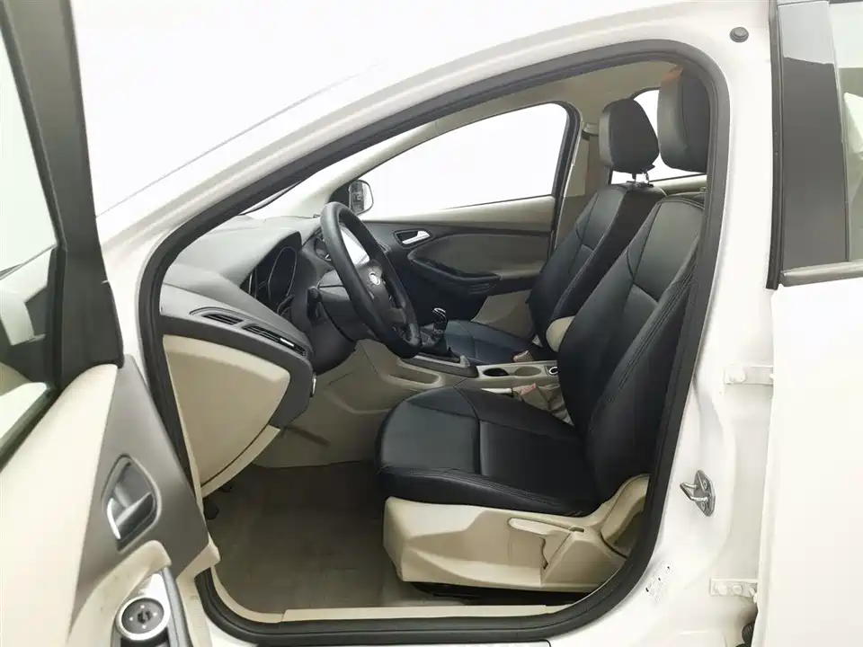 Ford Fox