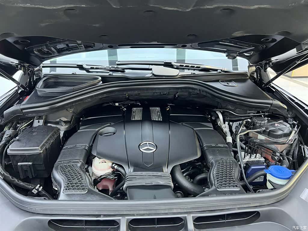 Mercedes-Benz GLS, 2018 7