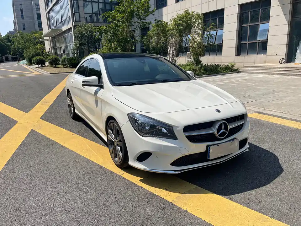 Mercedes-Benz CLA
