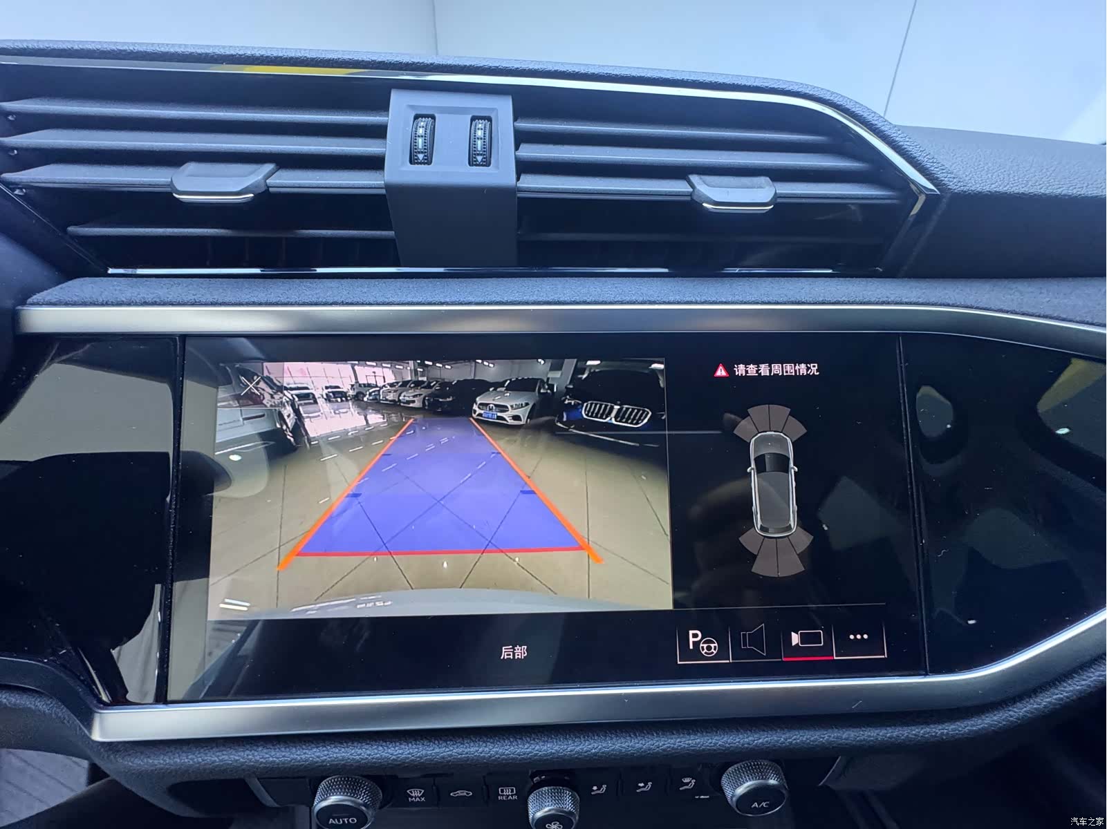 Audi Q3, 2022 20