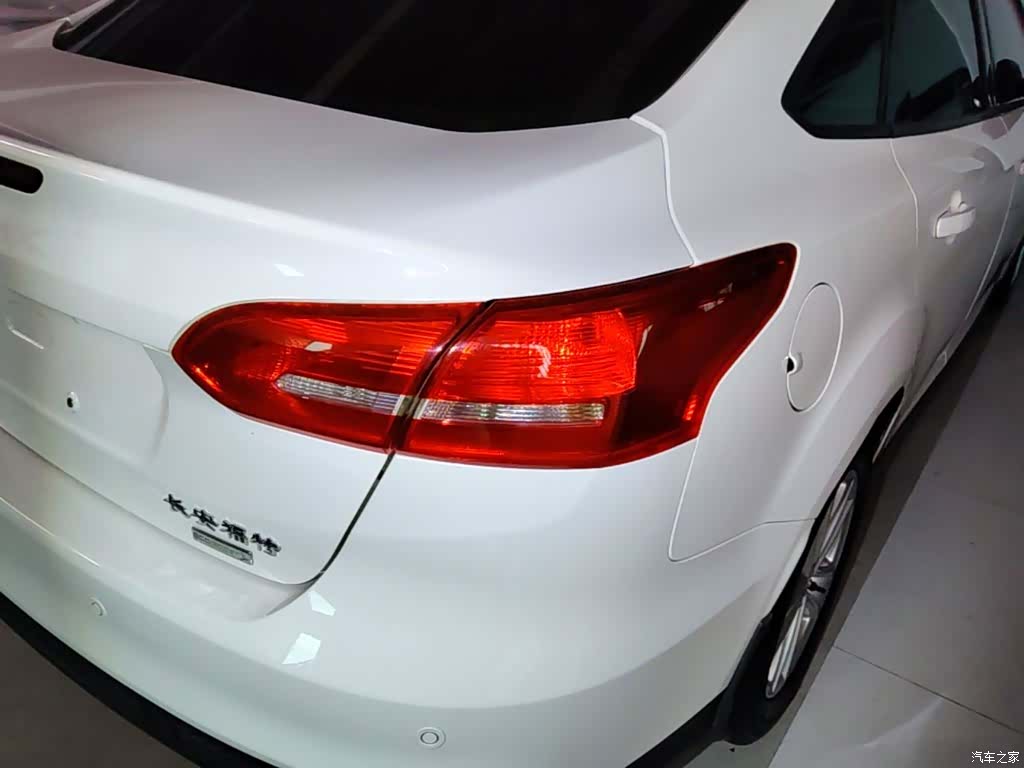 Ford Focus, 2016 8