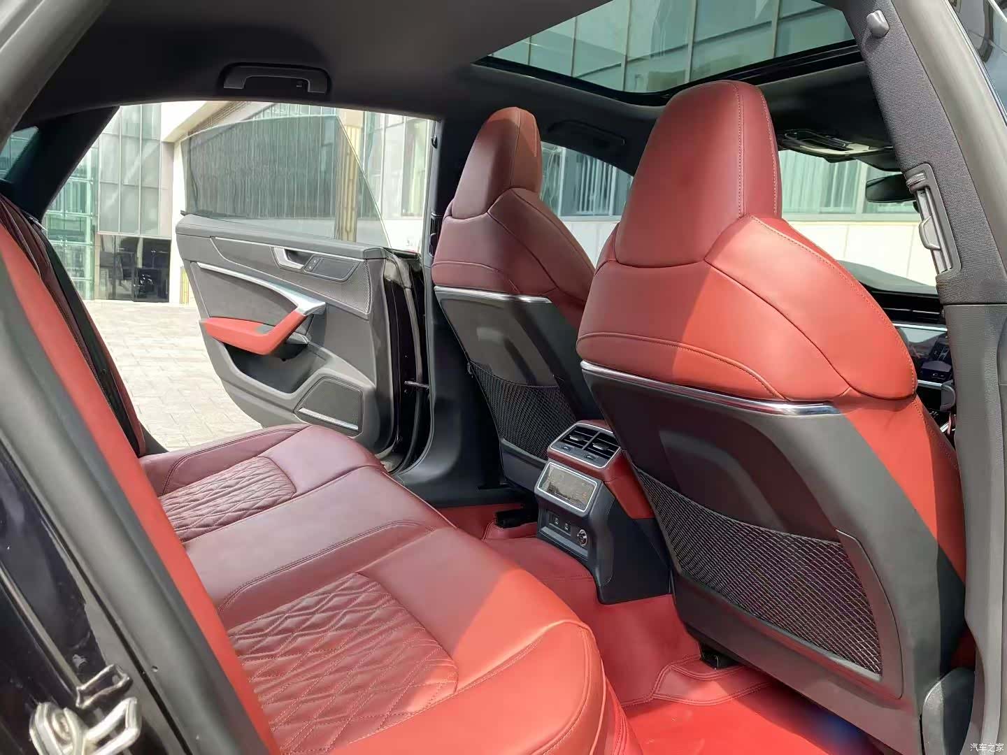 Audi A7L, 2023 3