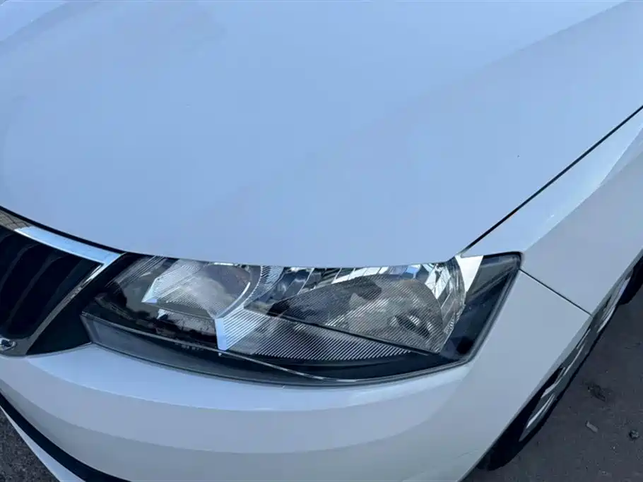 Skoda Xindong