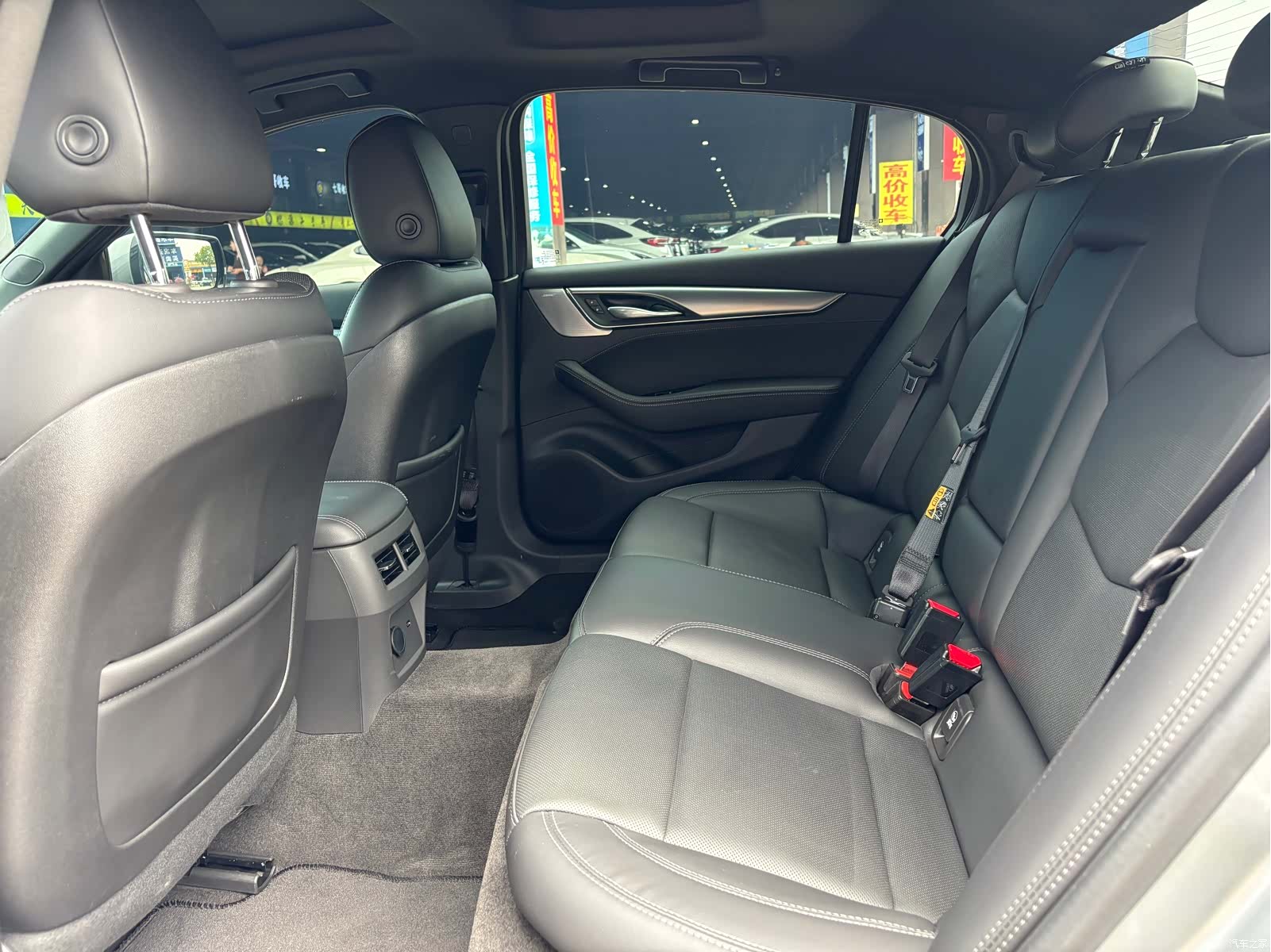 Cadillac CT5, 2023 13