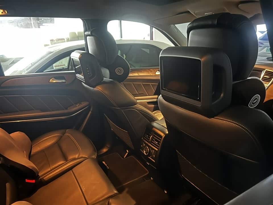 Mercedes-Benz GL grade