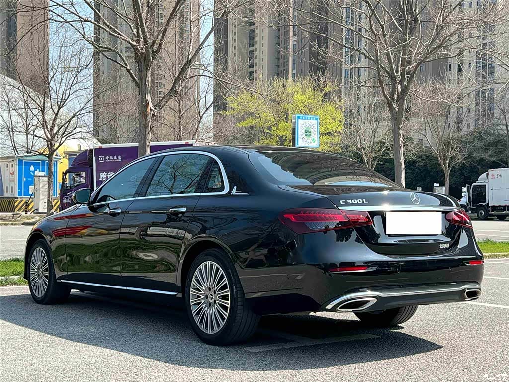 Mercedes-Benz E-Class, 2021 10