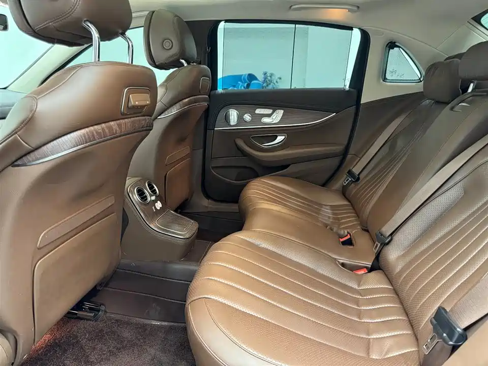 Mercedes-Benz E-class Mercedes-Benz E-class