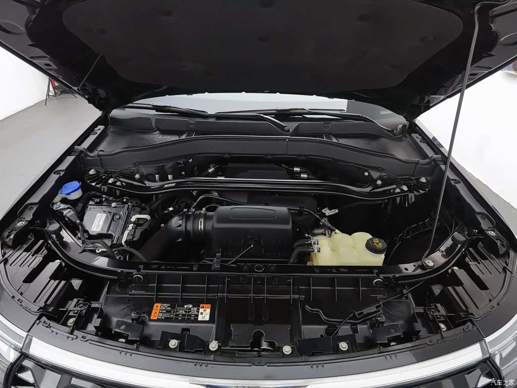 Ford Explorer, 2022 6