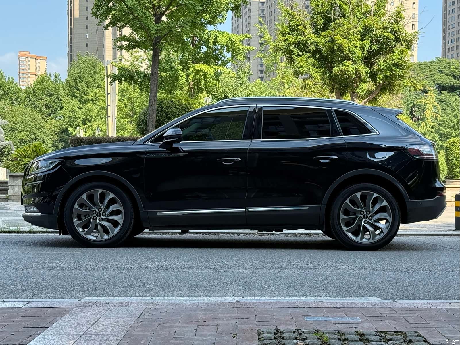 Lincoln Nautilus, 2021 4