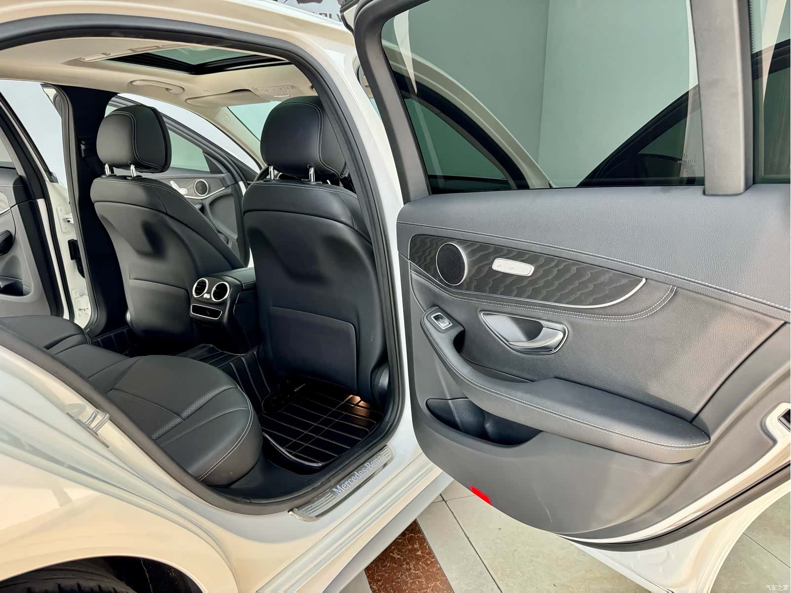 Mercedes-Benz C-Class, 2020 10