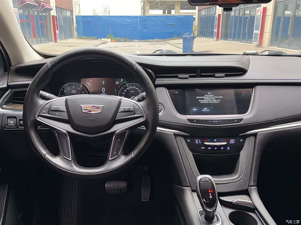 Cadillac XT5, 2019 8