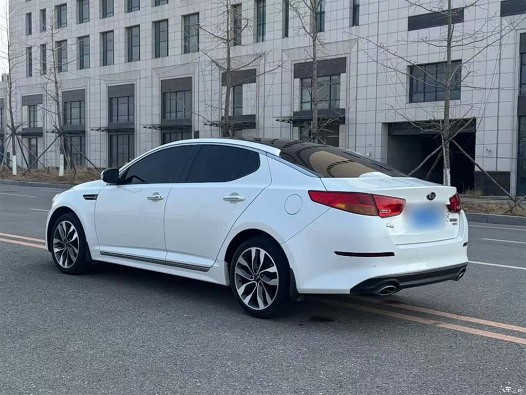 Kia K5, 2015 11