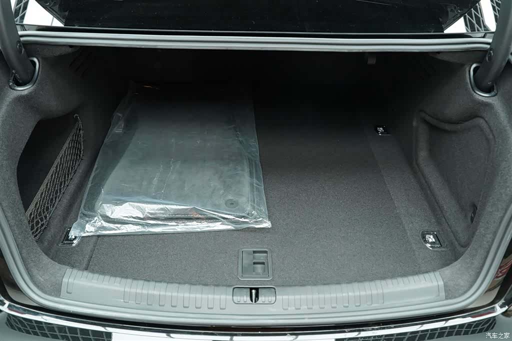 Audi A6L, 2020 25