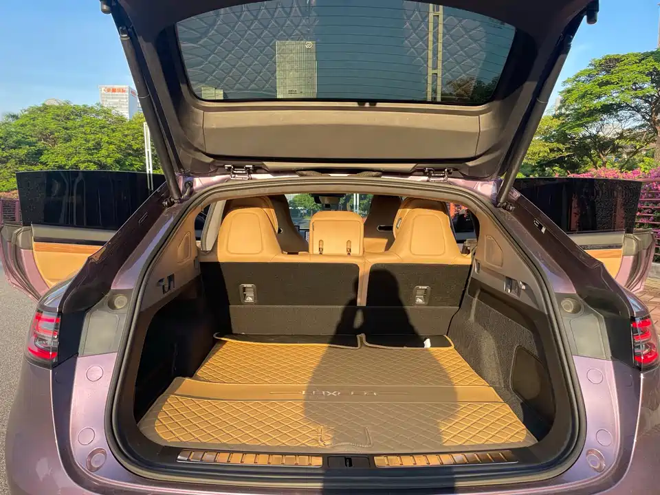 HarmonyOS Wisdom World R7