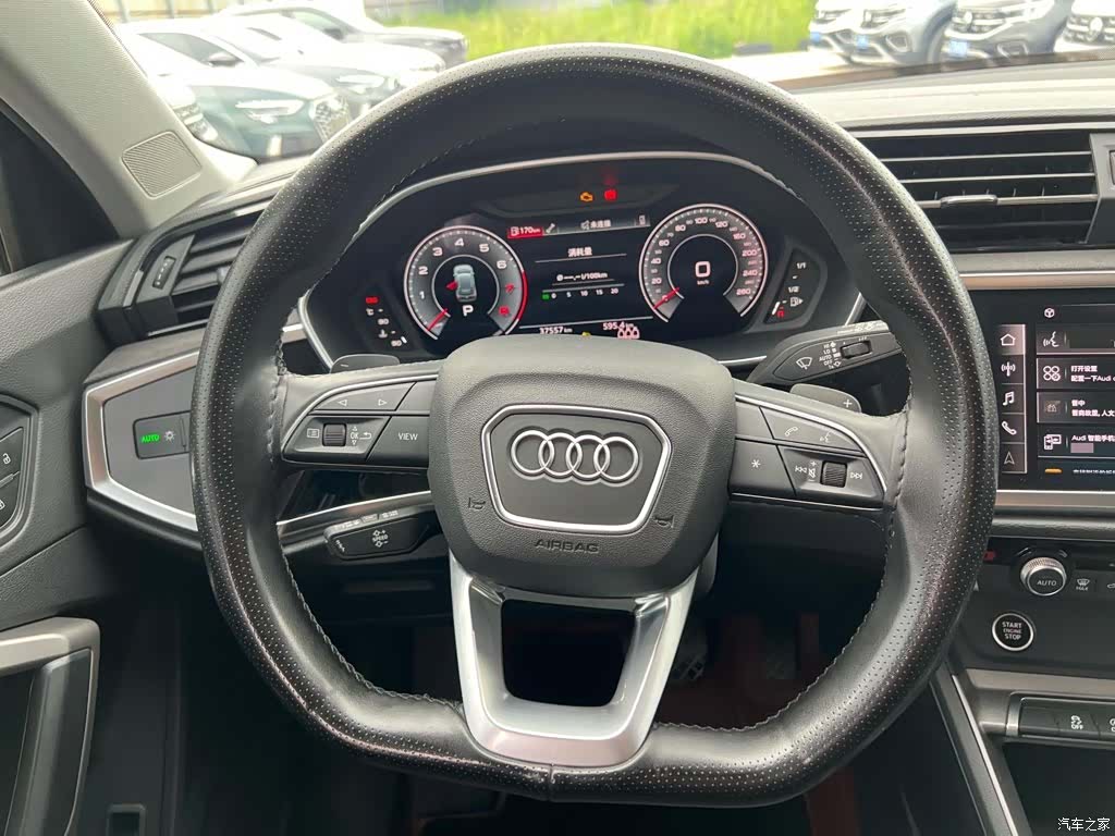 Audi Q3, 2023 16