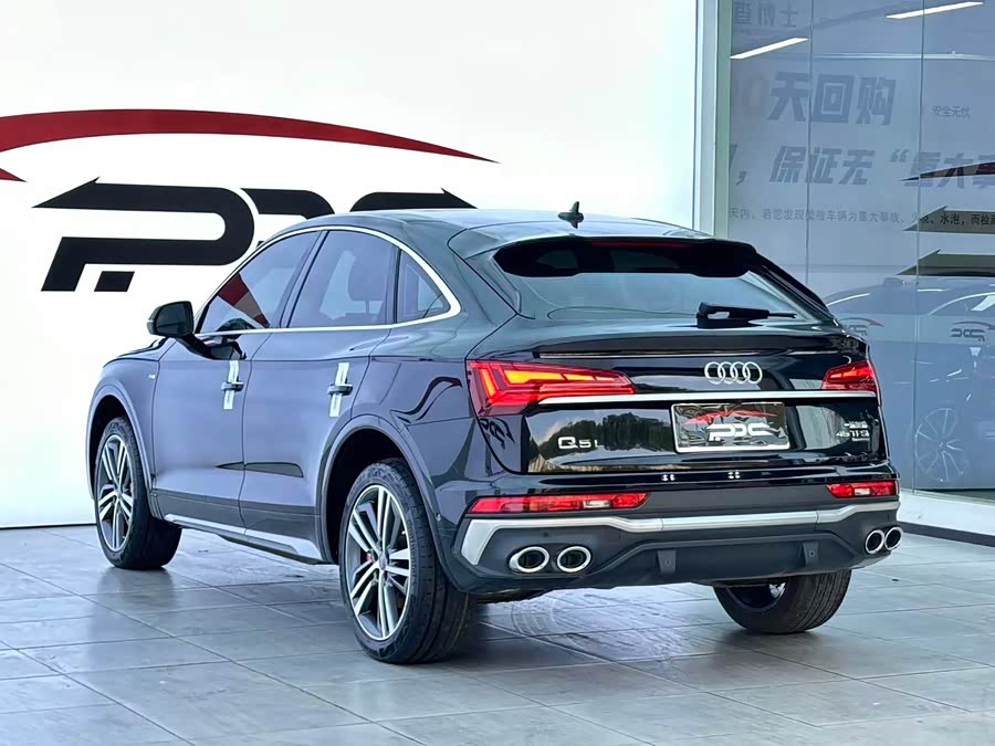 Audi Q5L Sportback 2022, фото 24