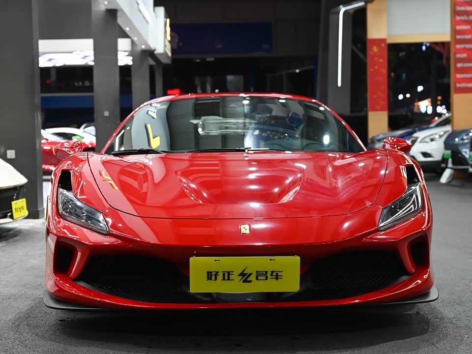 Ferrari F8