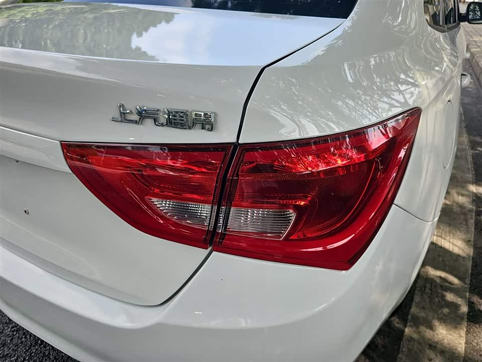 Buick Yinglang