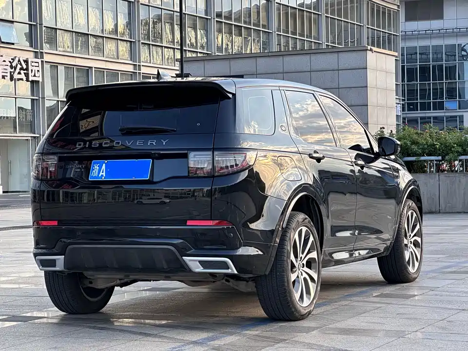 Land Rover Discover sports