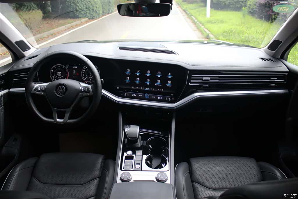 Volkswagen Touareg, 2019 12