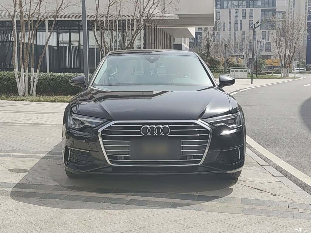Audi A6L, 2019 3