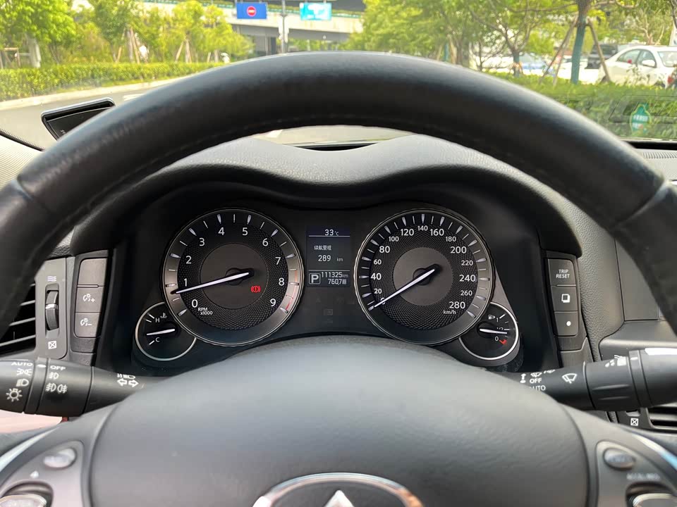 Infiniti Q70 Infiniti Q70