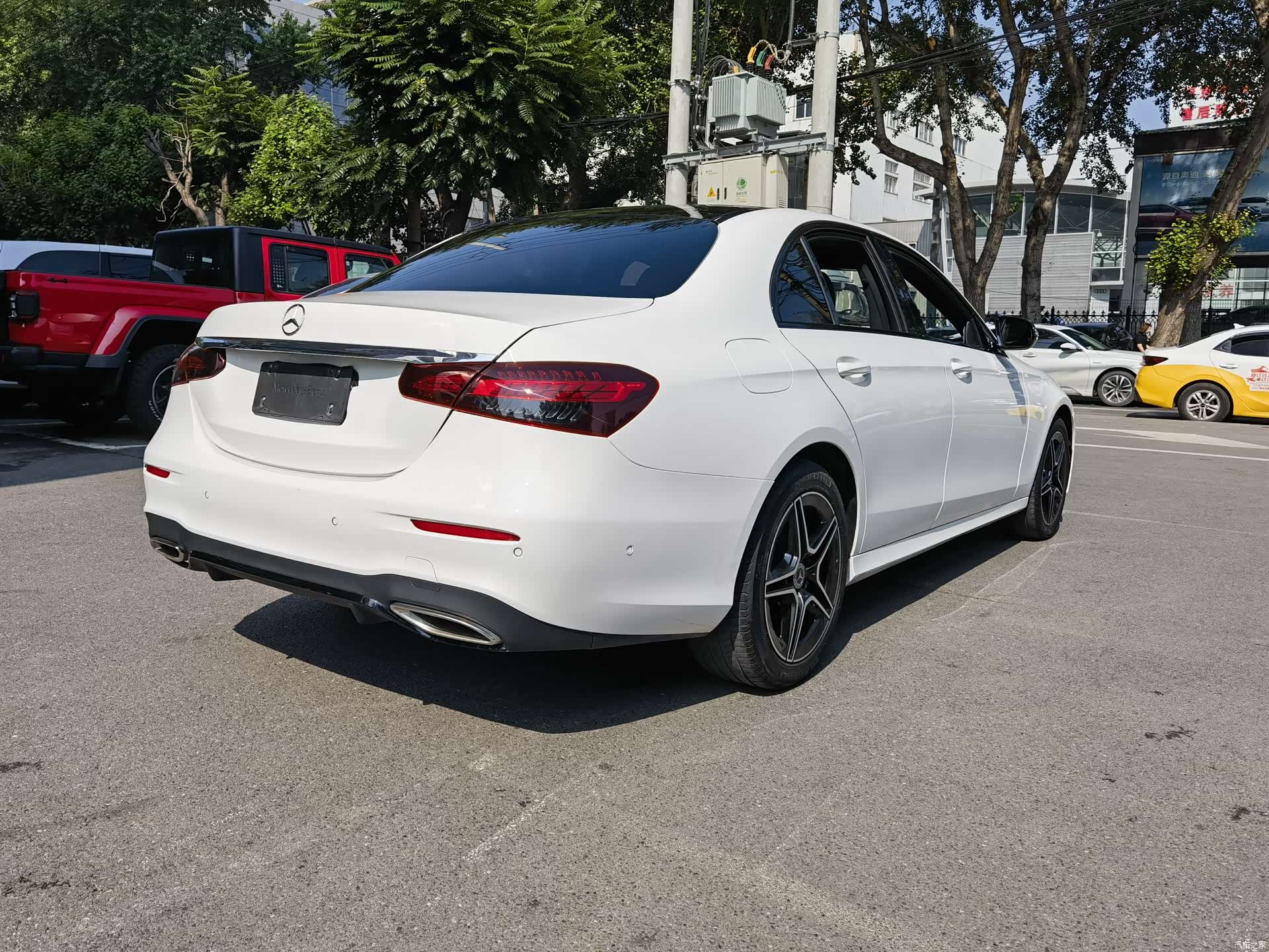 Mercedes-Benz E-Class, 2022 6