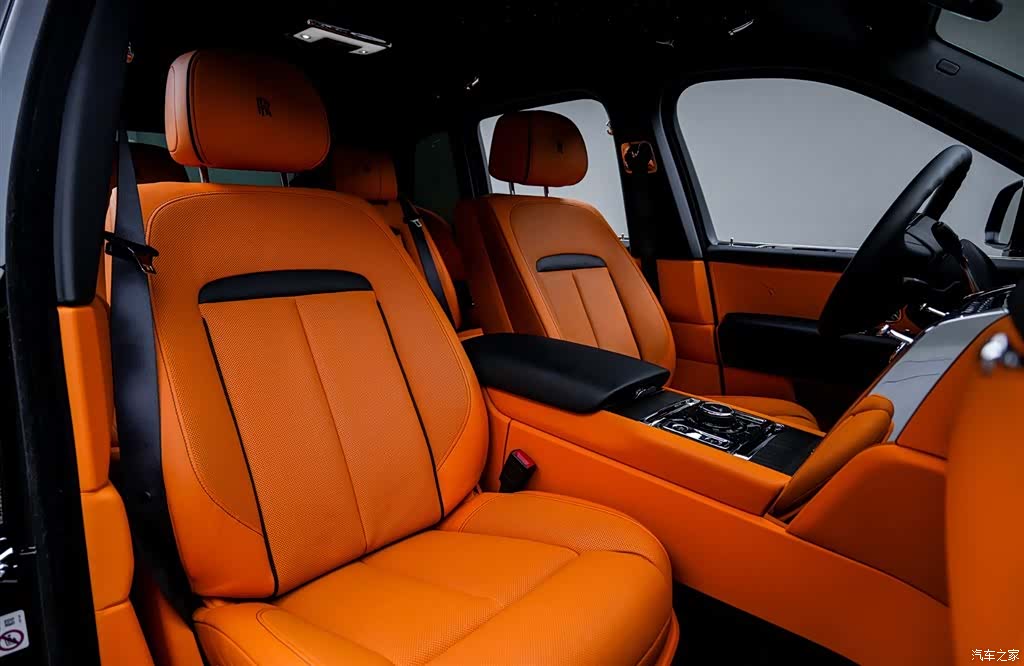 Rolls-Royce Cullinan, 2021 13