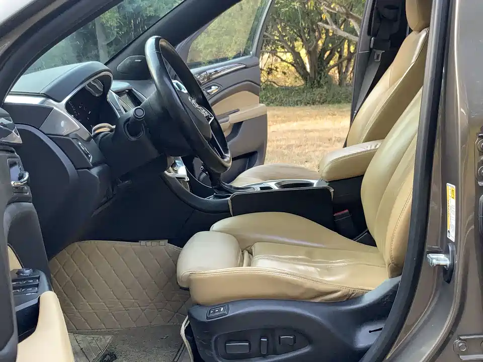 Cadillac SRX