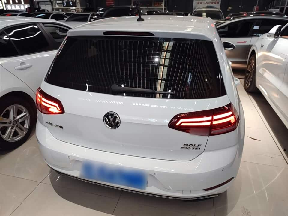 Volkswagen golf