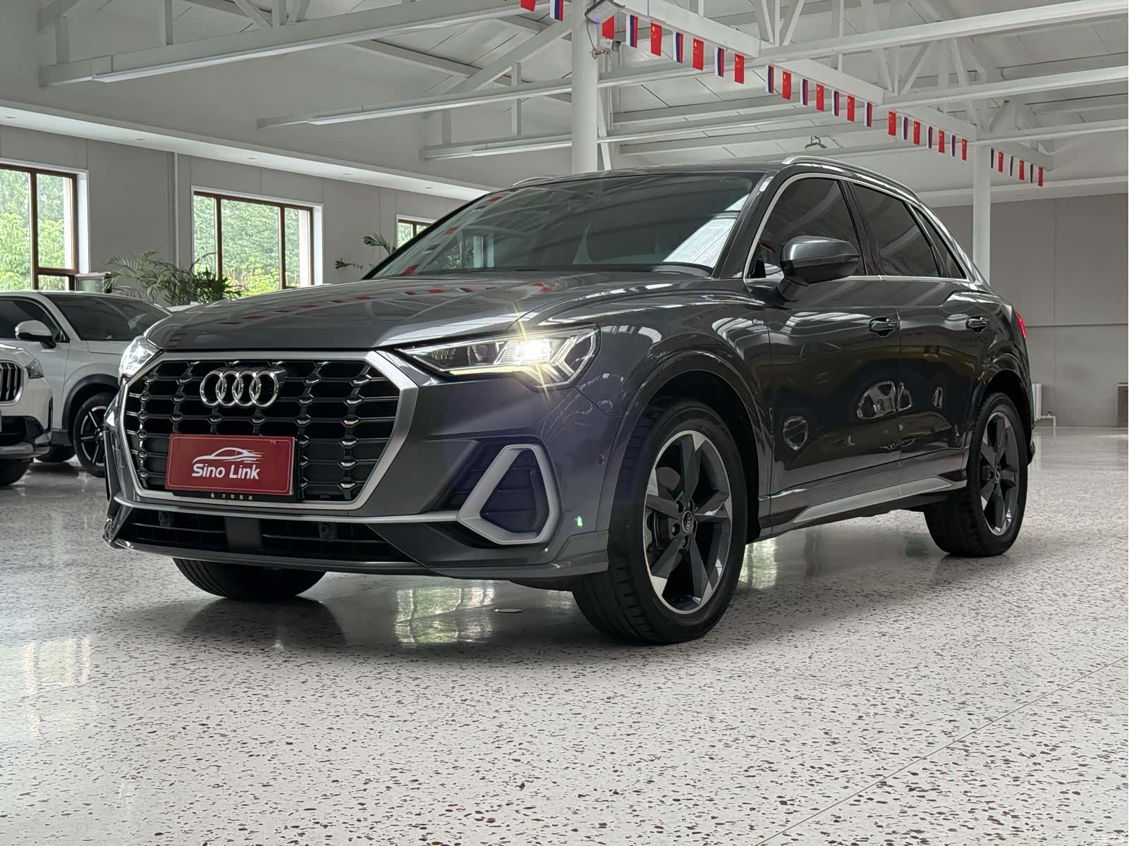 Audi Q3, 2022 1