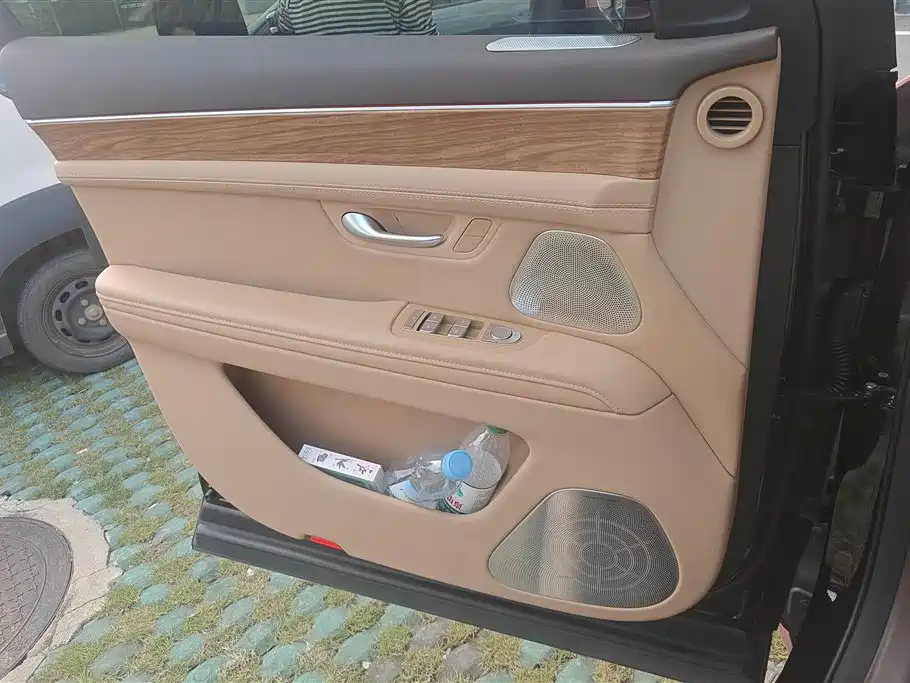 HarmonyOS Ask the world M7