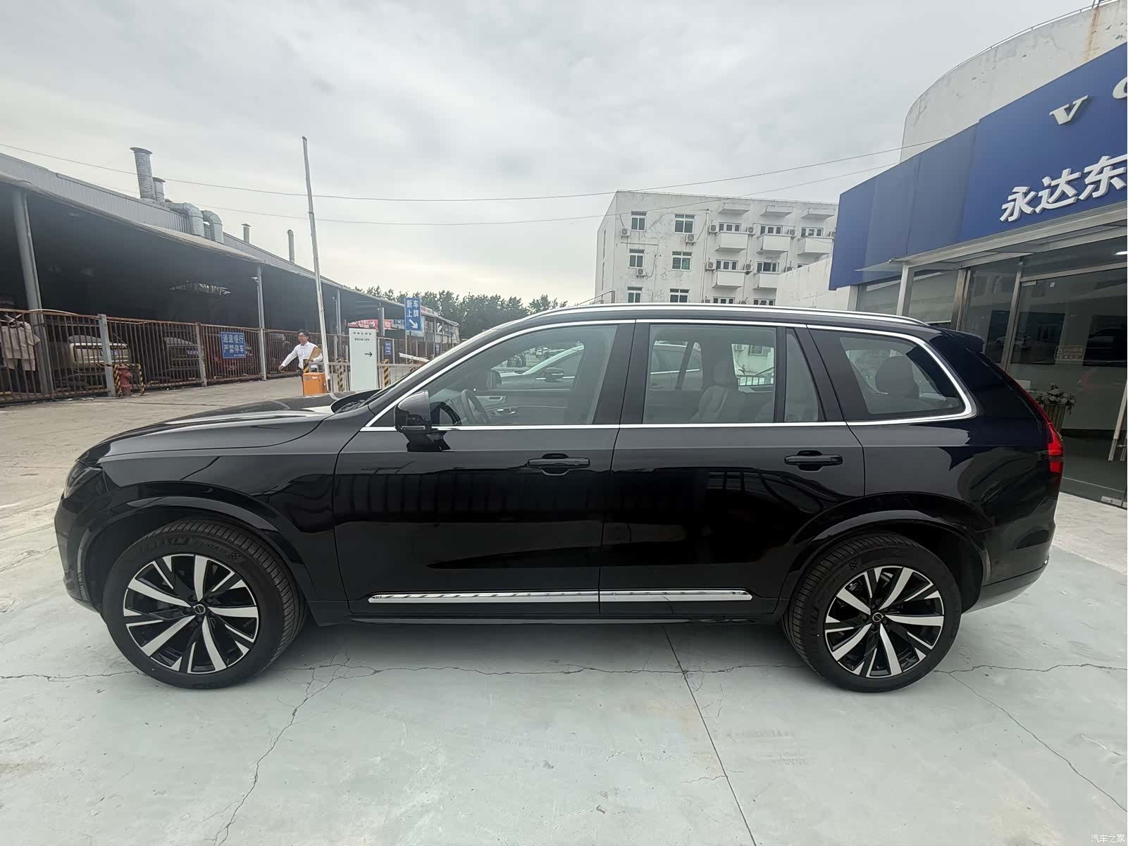 Volvo XC90, 2025 все фото