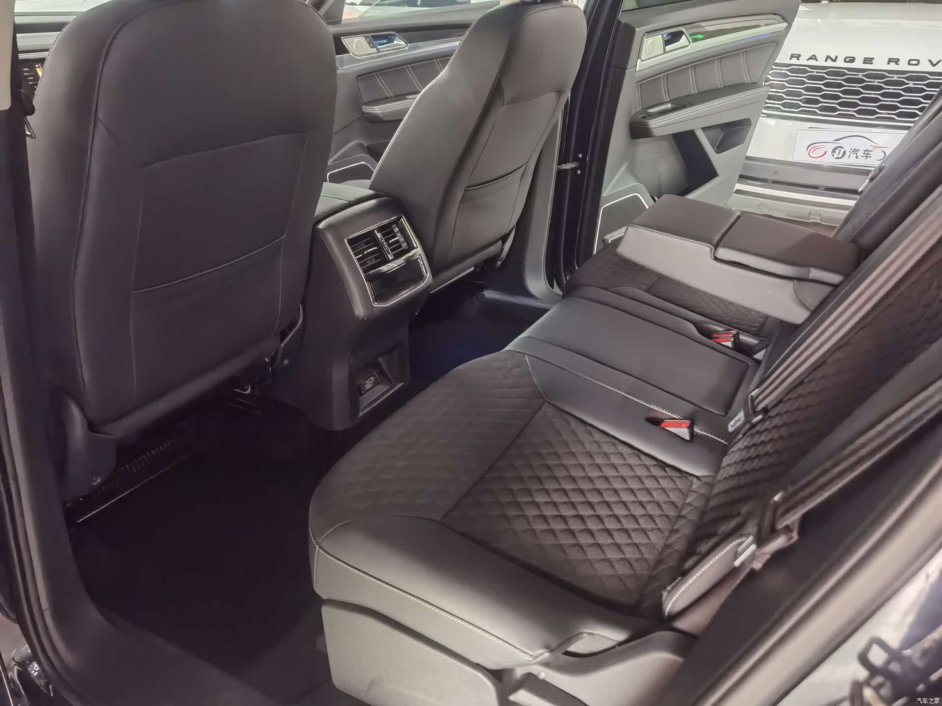 Volkswagen Teramont X, 2020 8