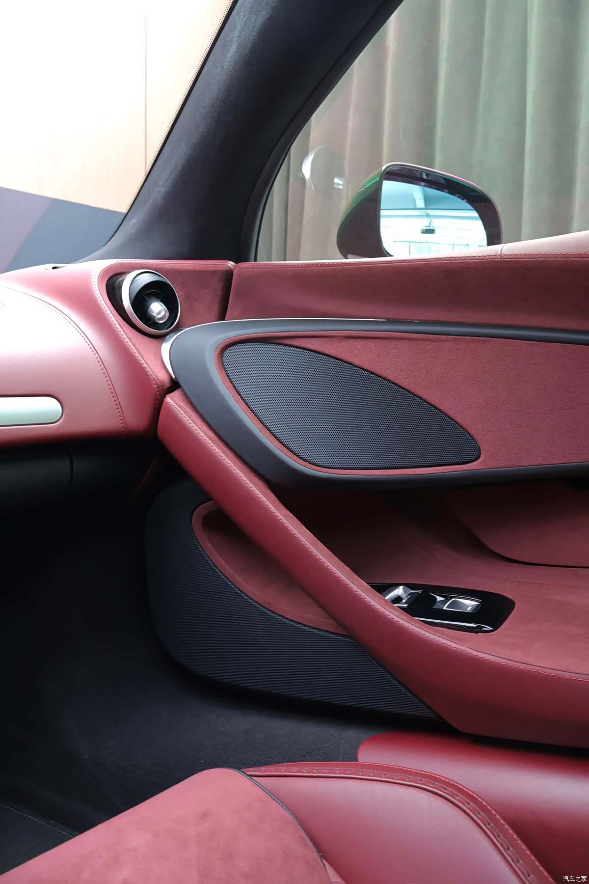McLaren GT, 2022 15