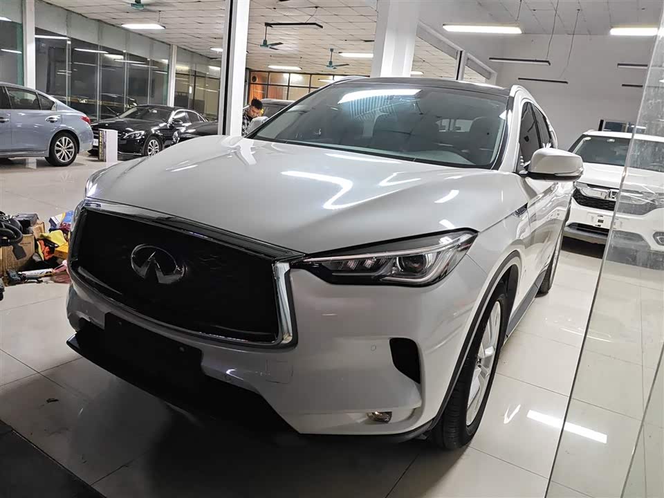 Infiniti QX50