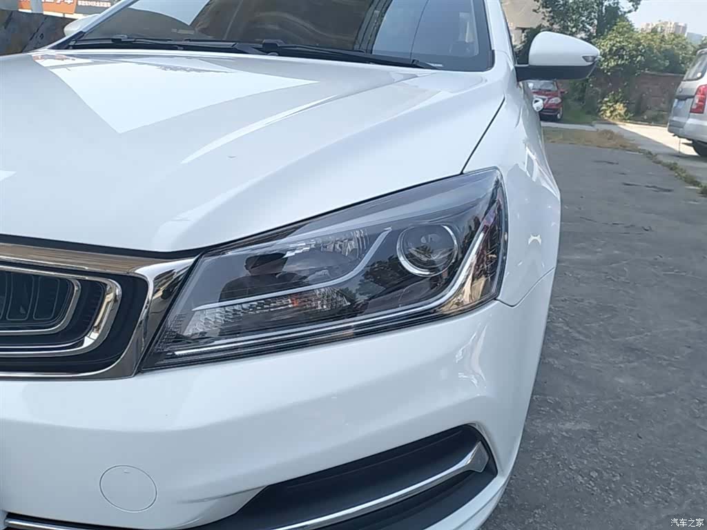 Geely Emgrand, 2018 24