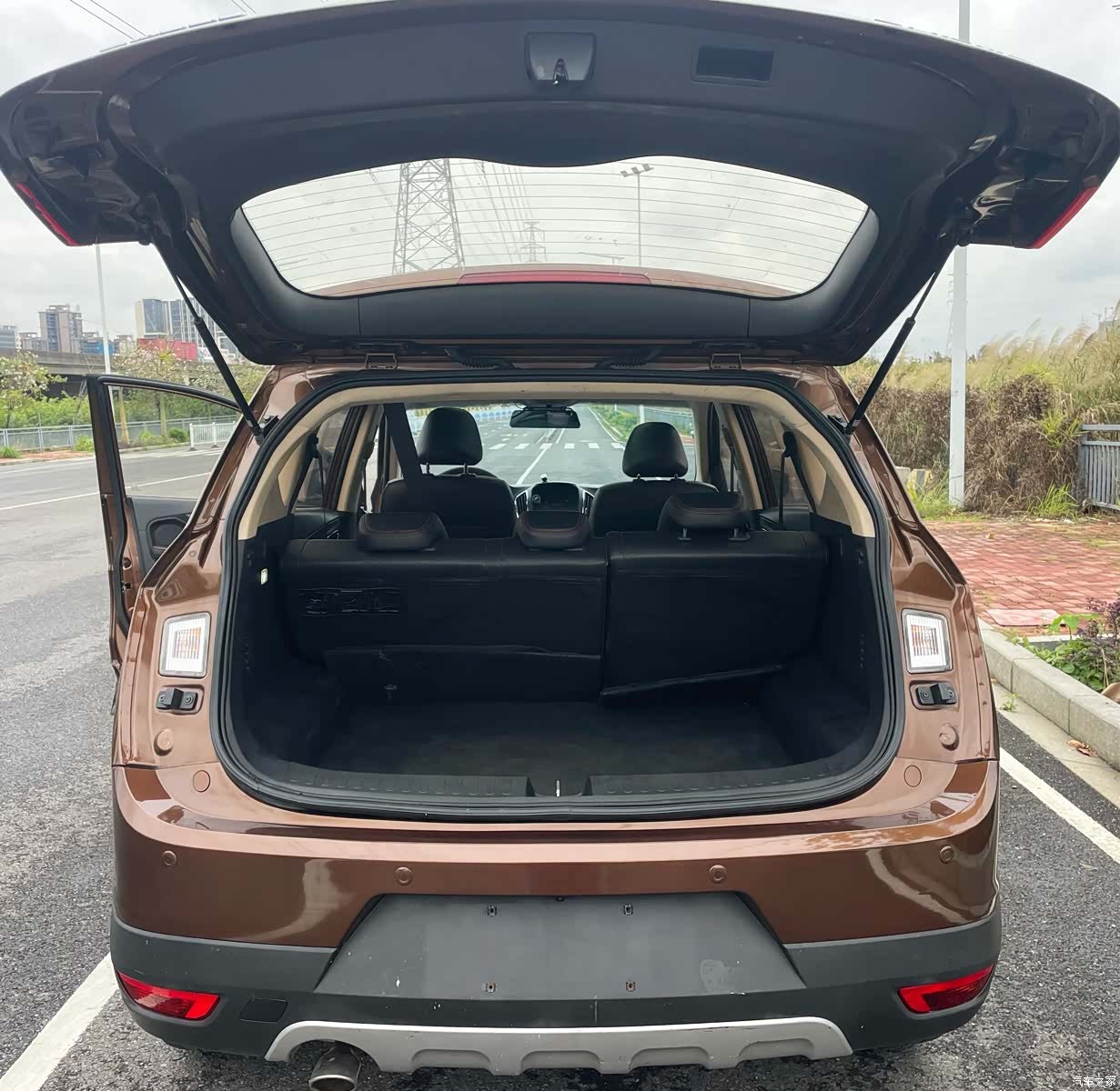 Wuling 560, 2016 25
