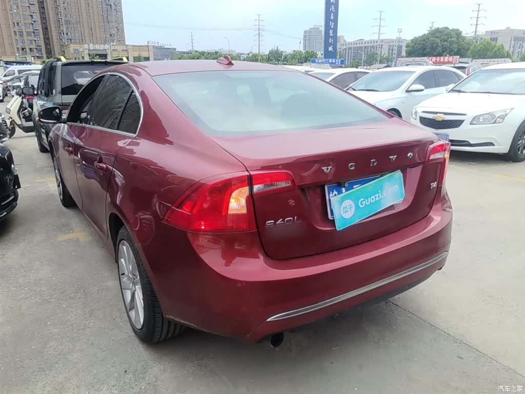 Volvo S60, 2015 все фото