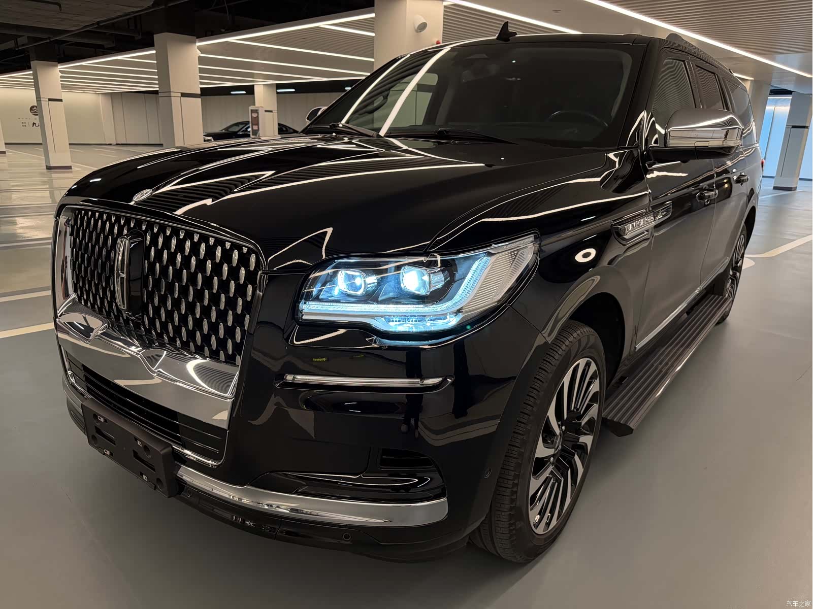 Lincoln Navigator