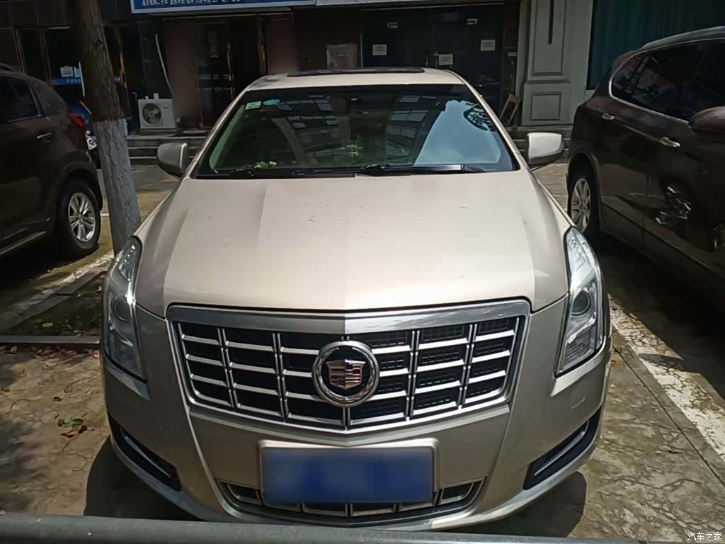 Cadillac XTS, 2014 3