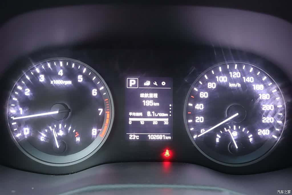 Hyundai Tucson, 2017 8