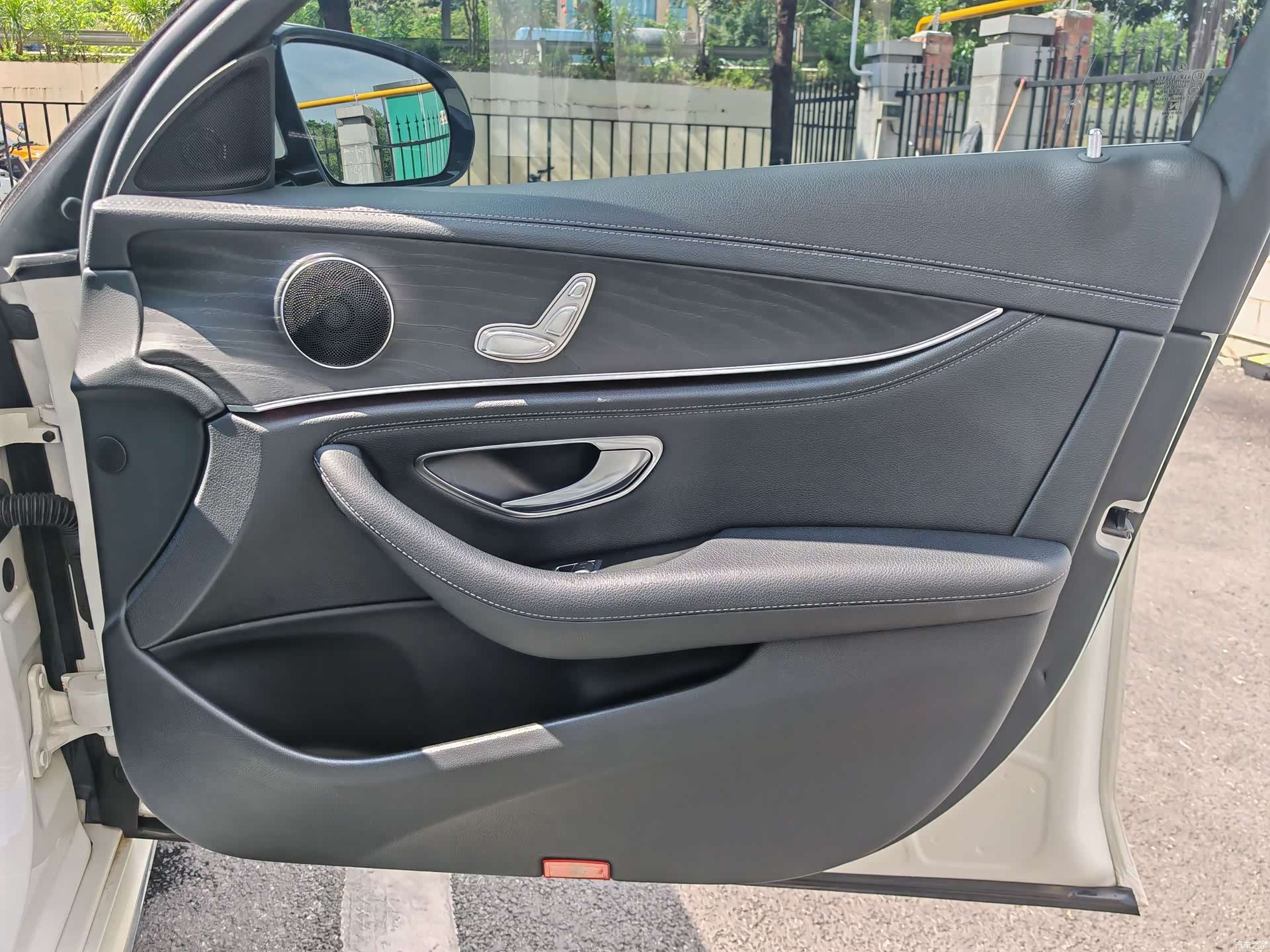 Mercedes-Benz E-Class, 2020 10