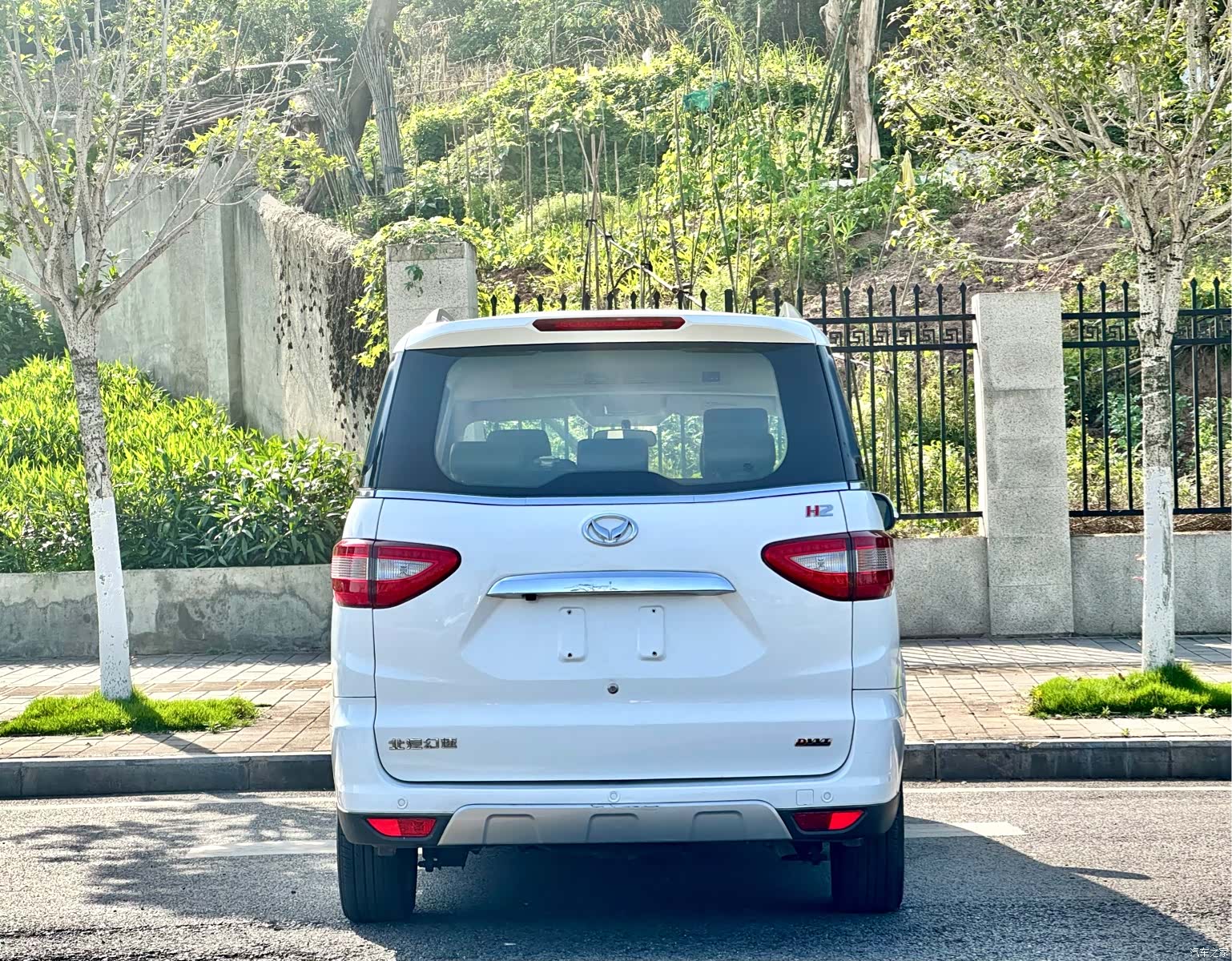 BAIC H2, 2016 10