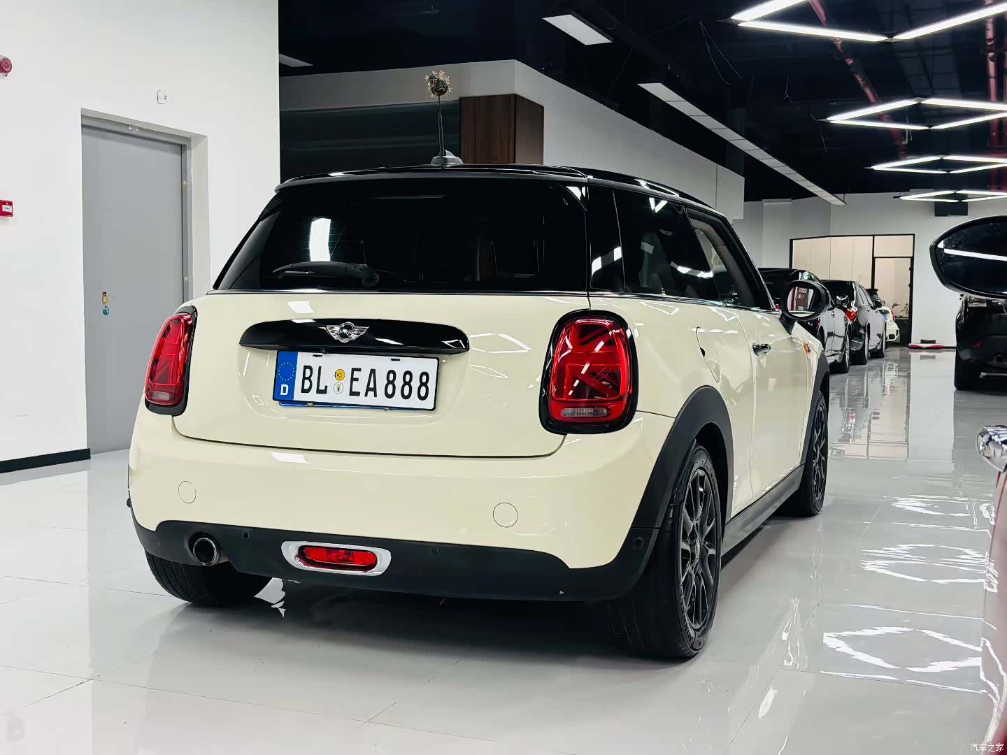 Mini Cooper, 2014 9
